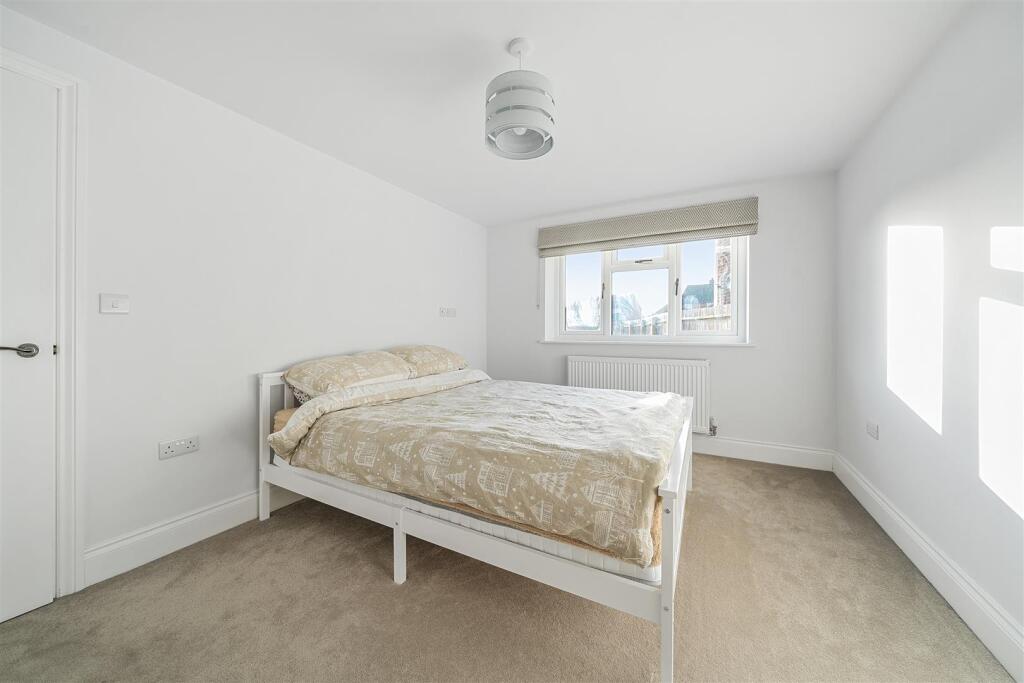 3a Plank Houses, Towcester