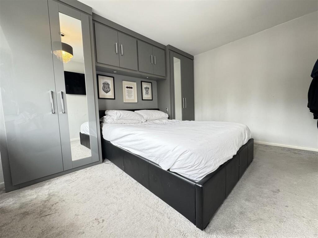 IMG_4912 (Large).JPG