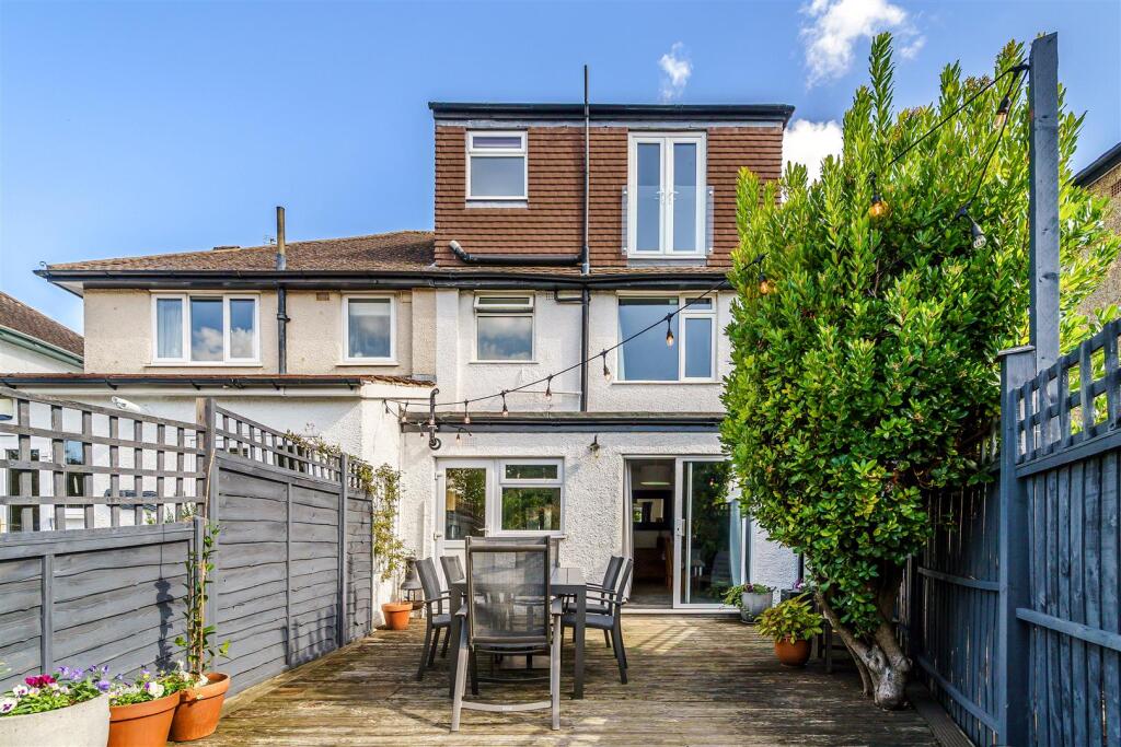 TATTENHAM GROVE (6).jpg