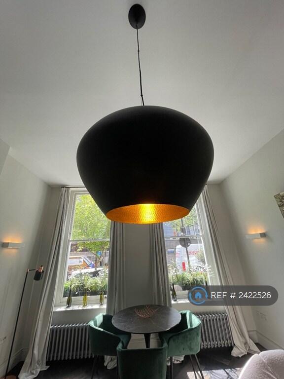 Living Room Tom Dixon Light