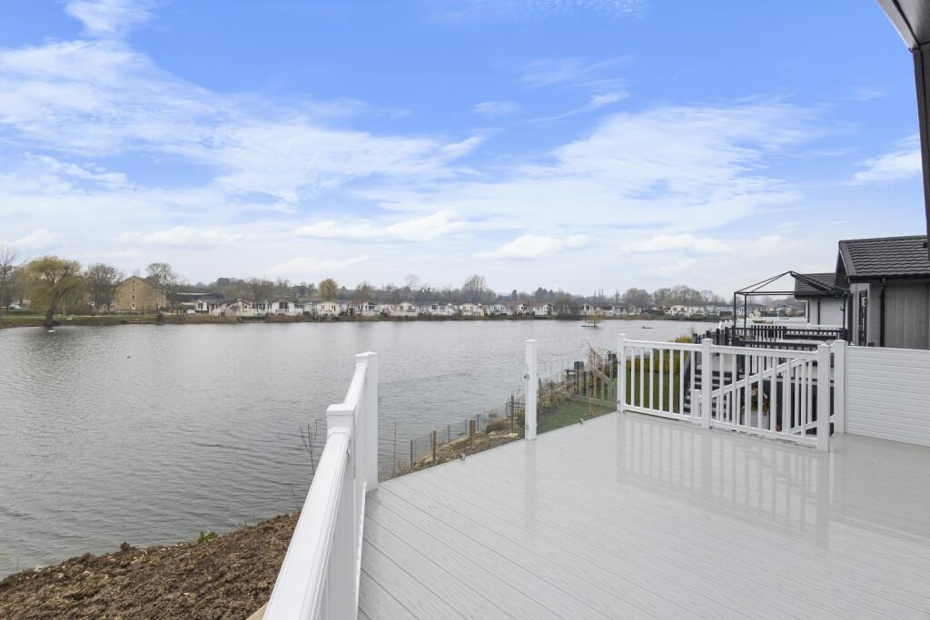 Deck &amp; View