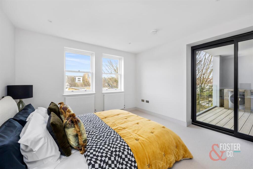 Flat 8_012.jpg