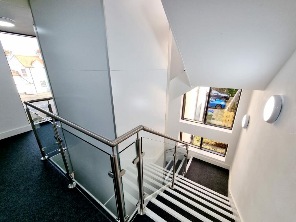 2173cab8-f830-49e9-8982-1fd02a5f5e52