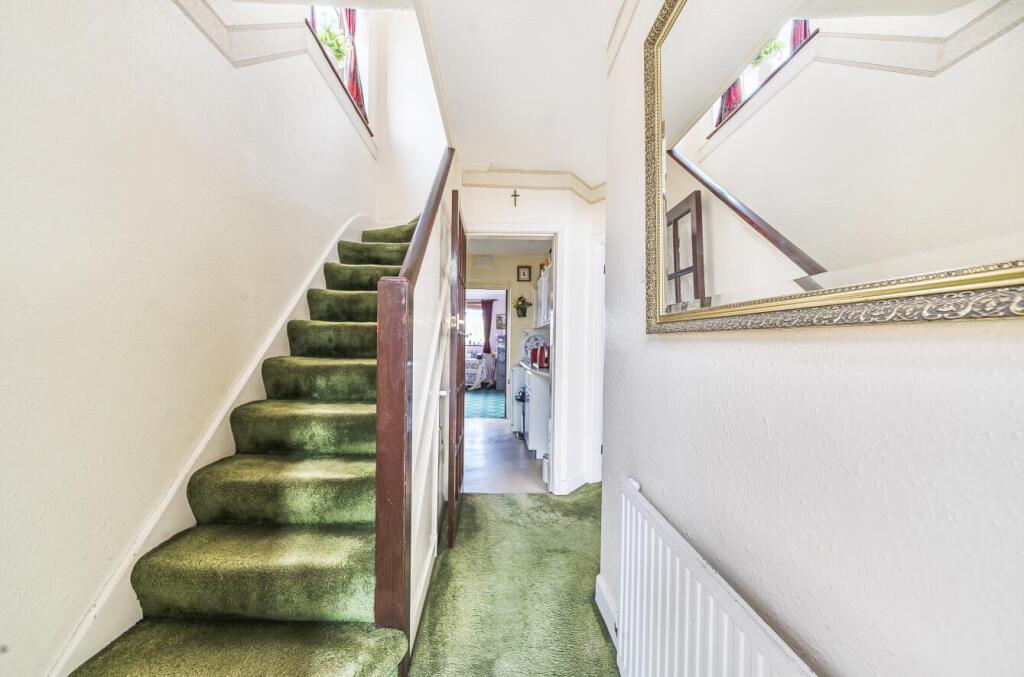 Davidson Frost-Wellings, DFW, Broadcroft Avenue, S