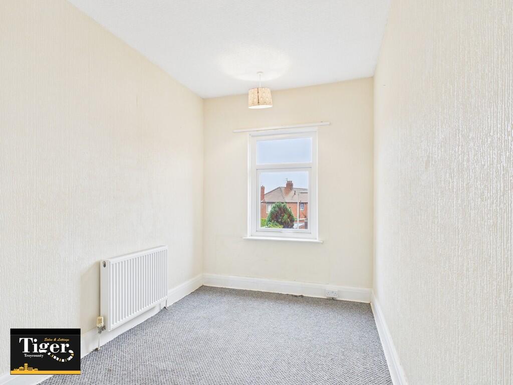 CAM02176G0-PR0711...