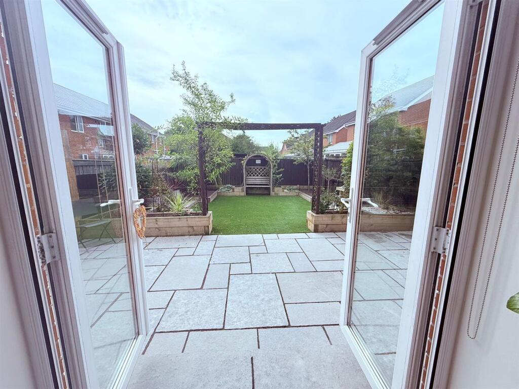 PHOTO-2025-08-12-18-27-52 (4).jpg