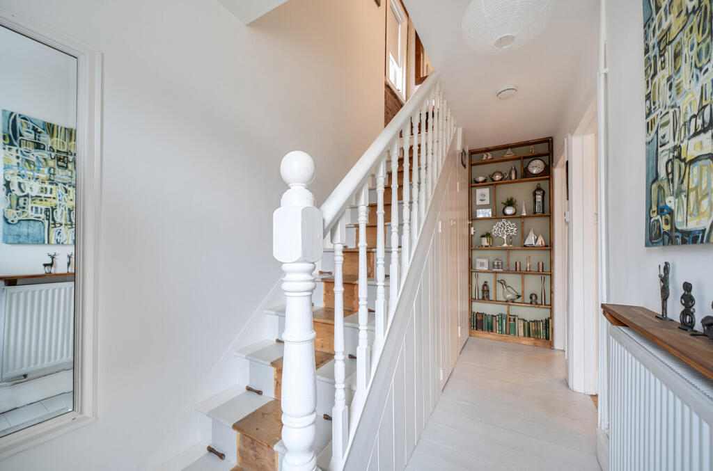 1384885-14-692711...