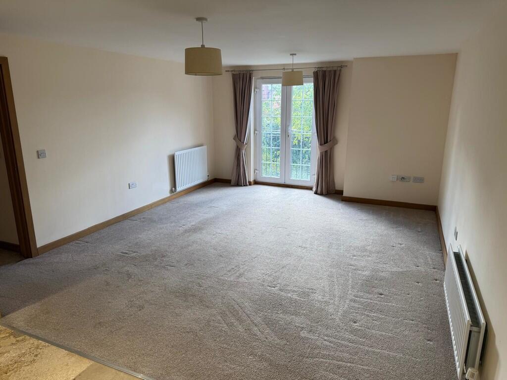 PHOTO-2025-09-15-...