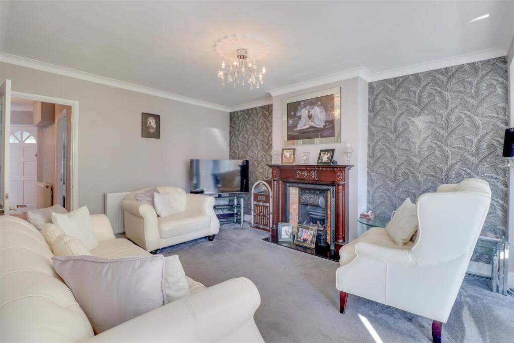 9a SOUTH BEECH AVENUE INSIDE-14.jpg