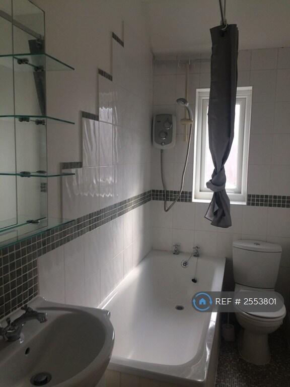 Bathroom With Showe