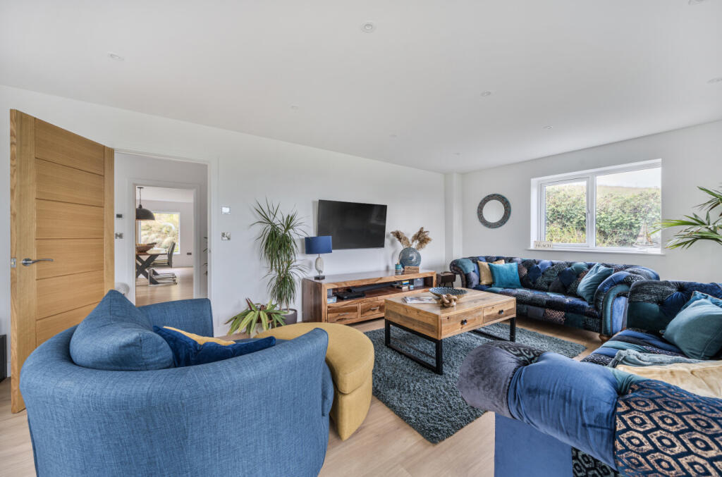 1345557-12-68b851...