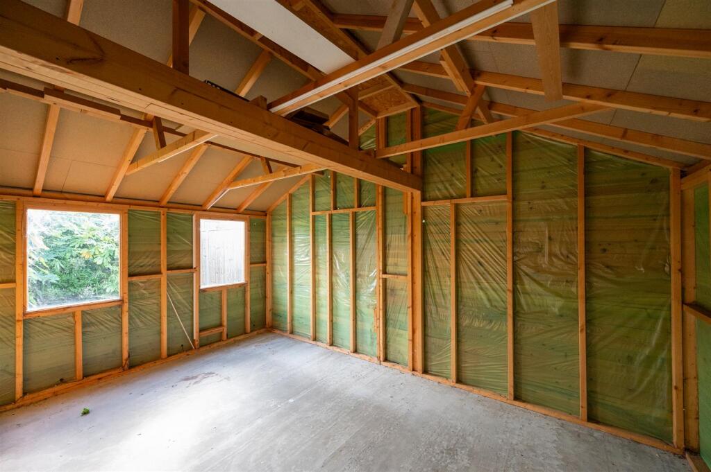 Deansfield Court 23 10.jpg