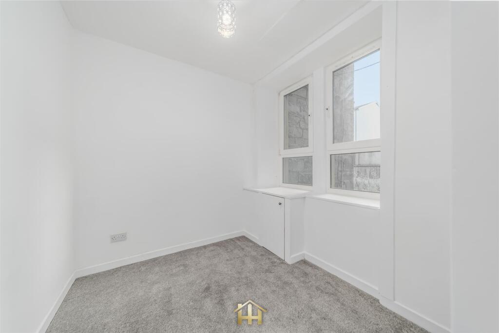 11 OGILVIE ST 201125 EDIT (7 of 20).jpg