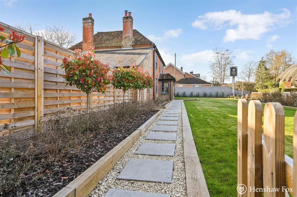 Ph44_5818874 - Copy.jpg