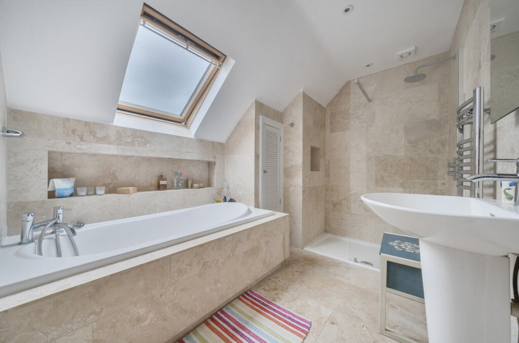 1359689-19-68d6d4...