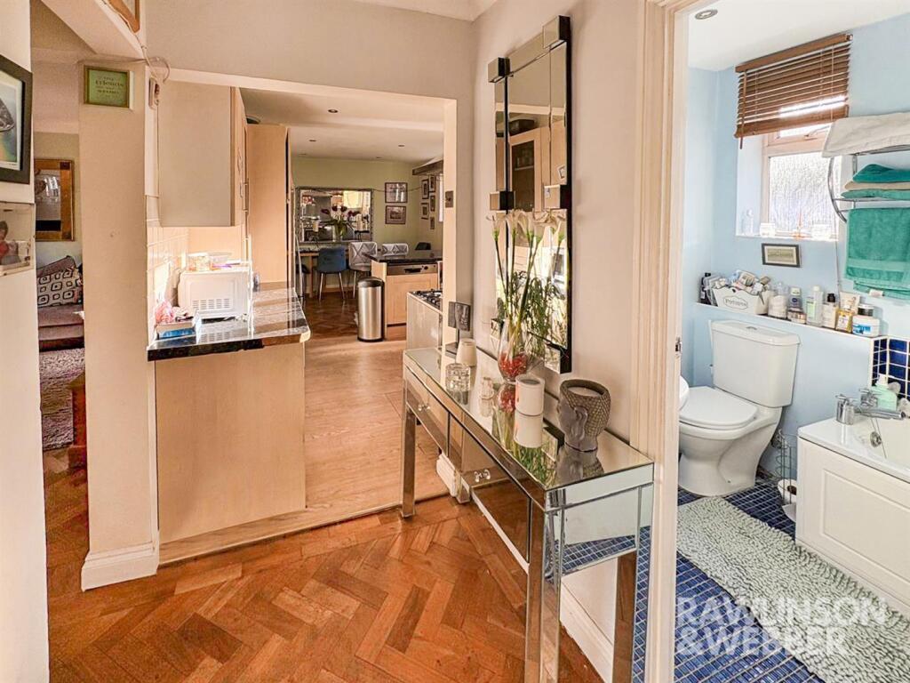 WhatsApp Image 2025-09-22 at 17.41.50_5f421e23.jpg