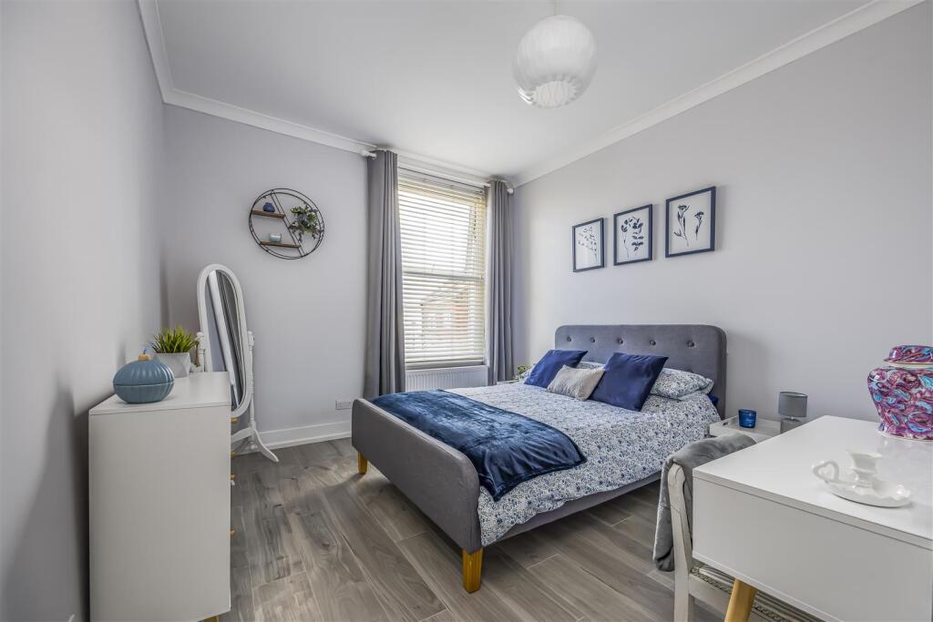 6 Hellyer Road, Southsea-PorticoMarketing-SoldBy-1