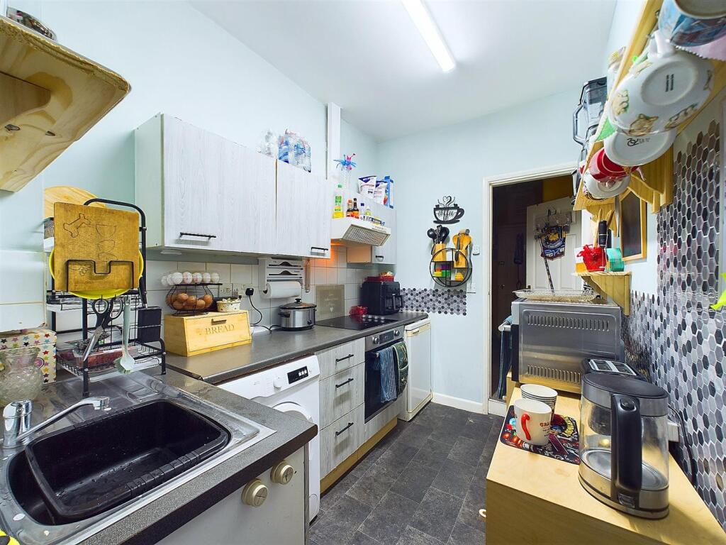 4 - Terrace house split into two flats.jpg