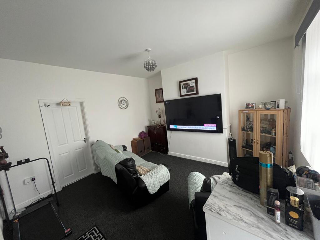 WhatsApp Image 2025-02-21 at 09.49.48.jpeg