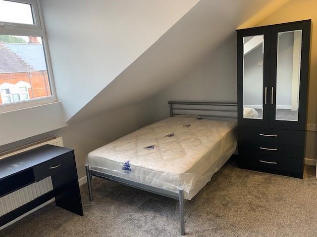 bed attic.jpg