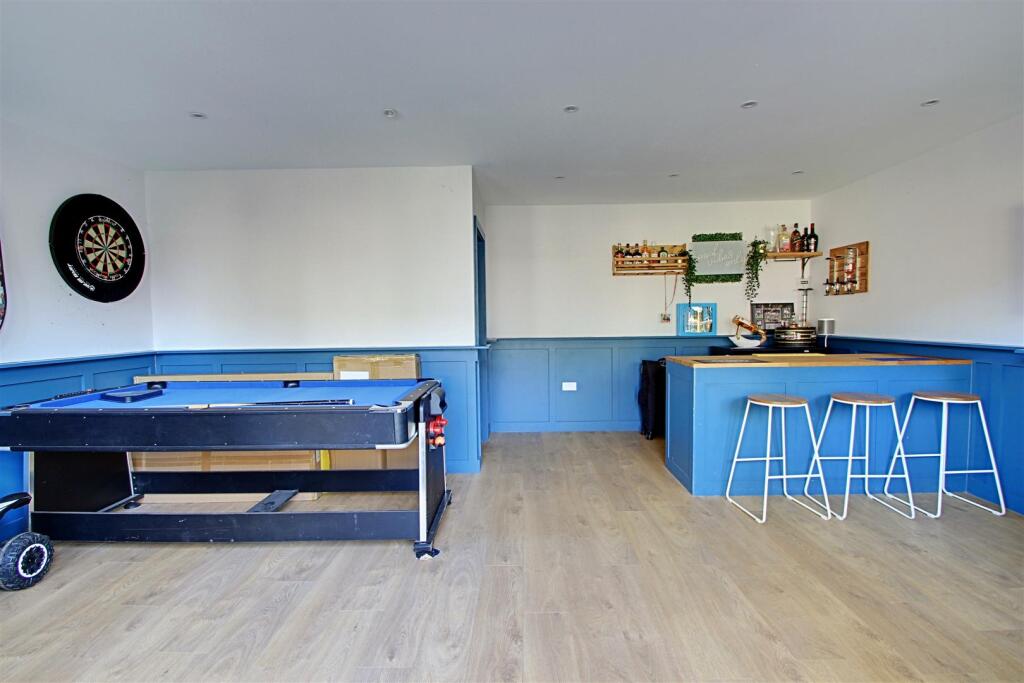Garden Room.jpg