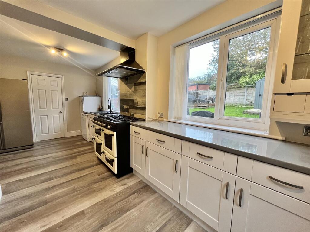 Fir Tree Crescent, Dukinfield