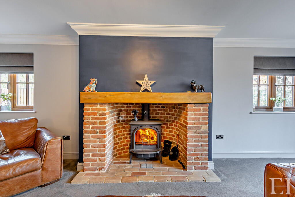 8643451-interiorW...