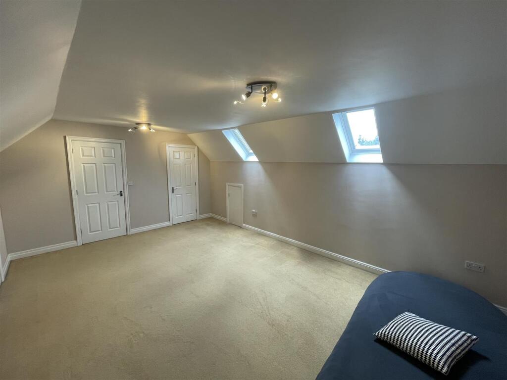 Photo 08-08-2025, 13 19 18.jpg