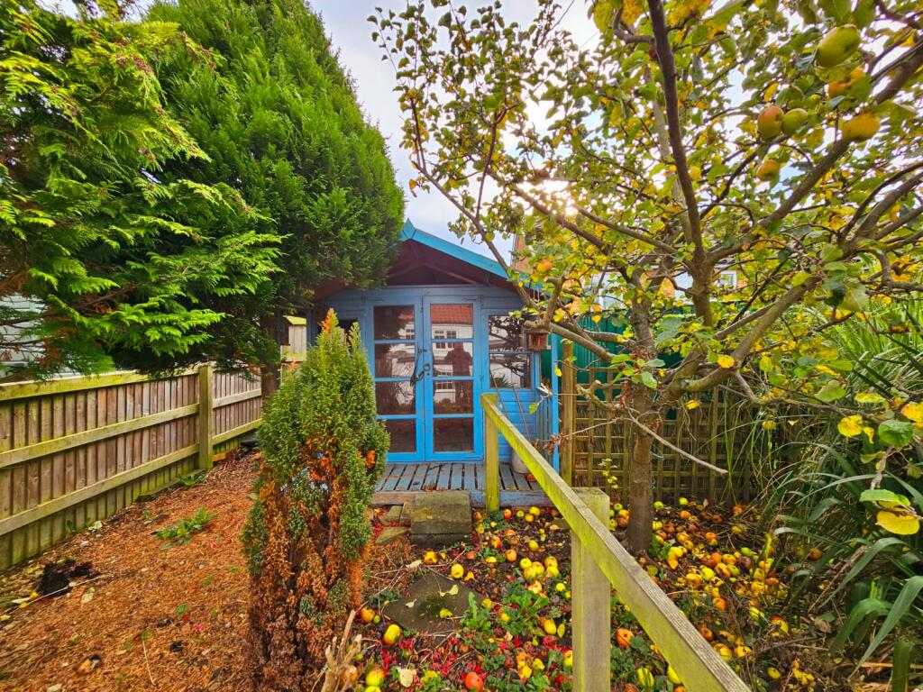 ec250b1c-f4ae-4d2d-9dbf-45289b5a3f6f