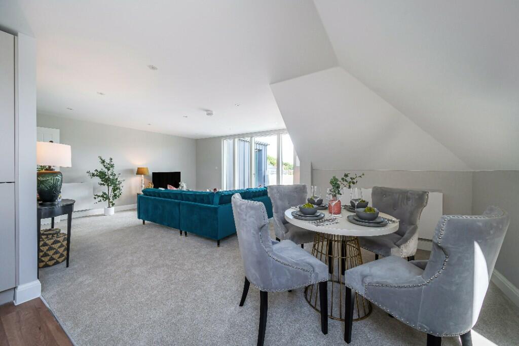 Living / Dining