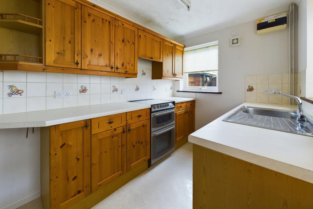 CAM02545G0-PR0317-STILL014