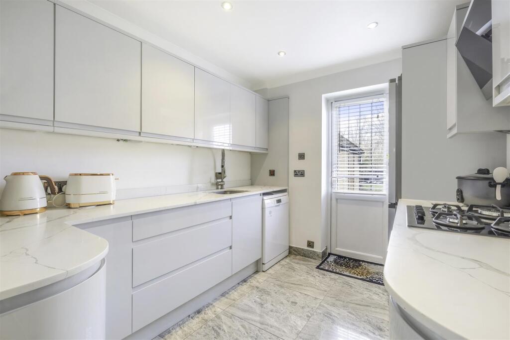 MERLAND RISE, 48 (20).jpg