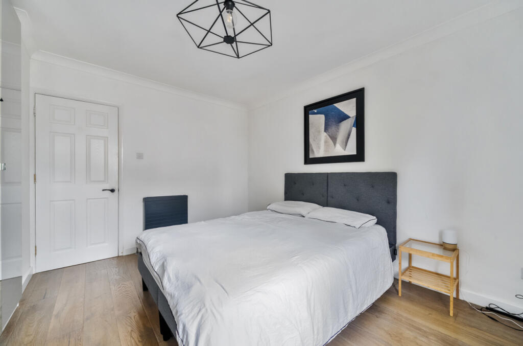 1315625-25-685bc8...