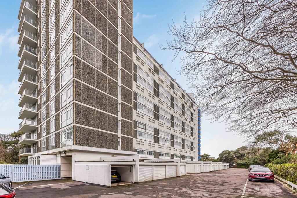 102 Admirals Walk...