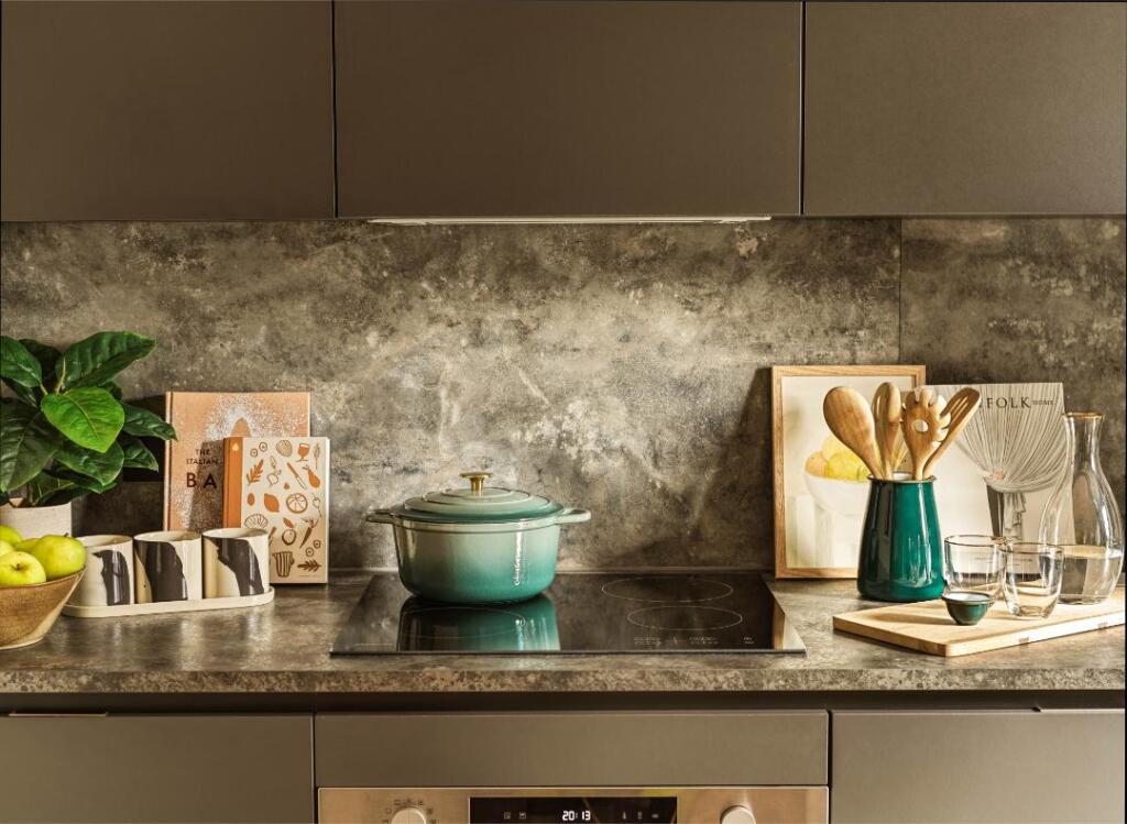 fe57a718f144a8a702f09170df9b