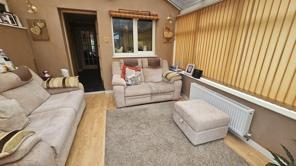 IMG-20250718-WA00...