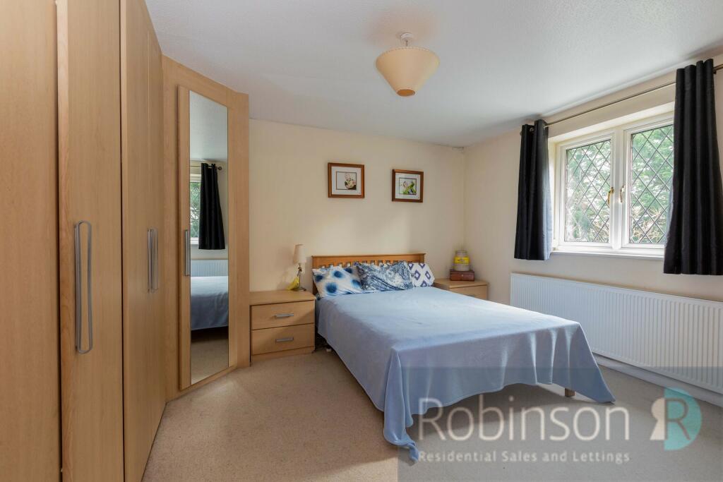 4 Milverton Close-14