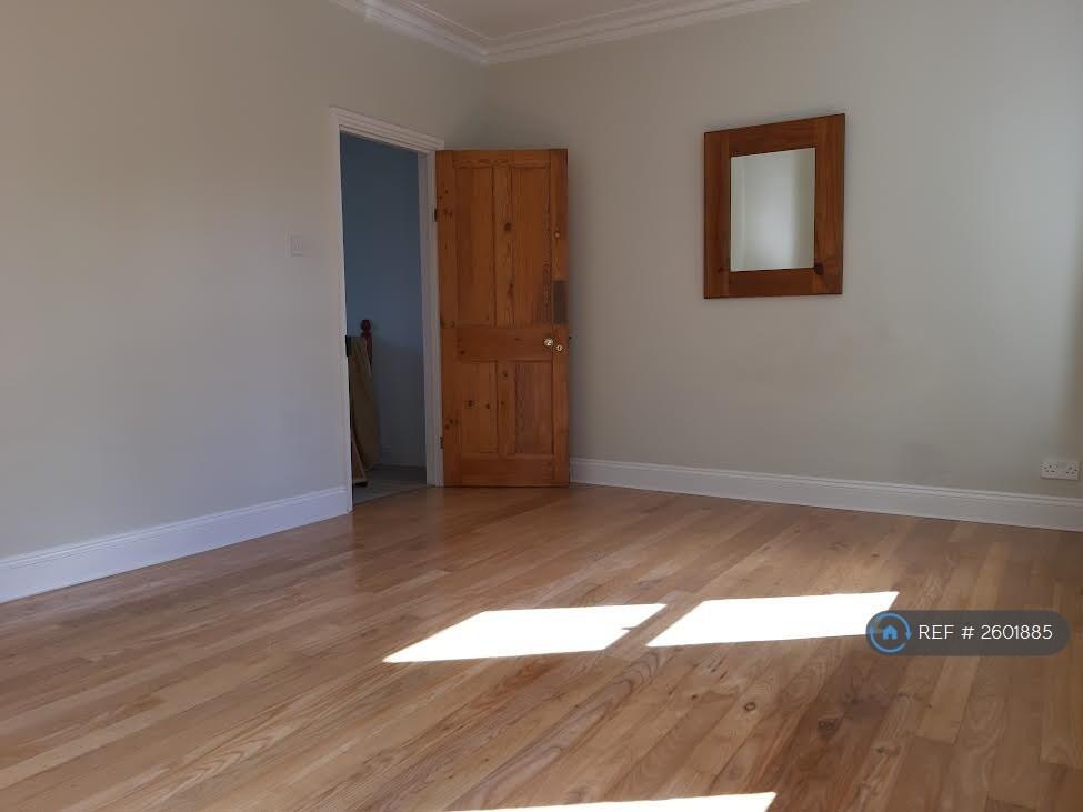 Main Bedroom Doorway