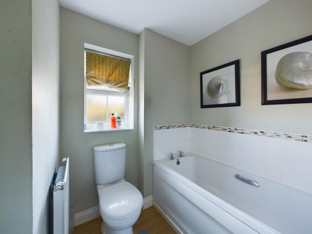 CAM03052G0-PR0053-STILL008