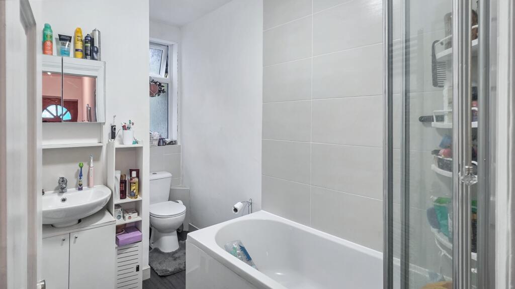 20251023060338 20251022 094707 RH9tq T202511041415.jpg