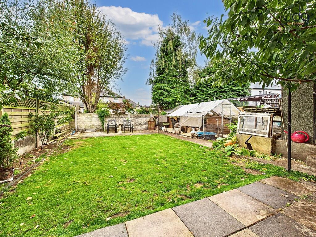 Spacious Garden with mixture of lawn, flags and decking