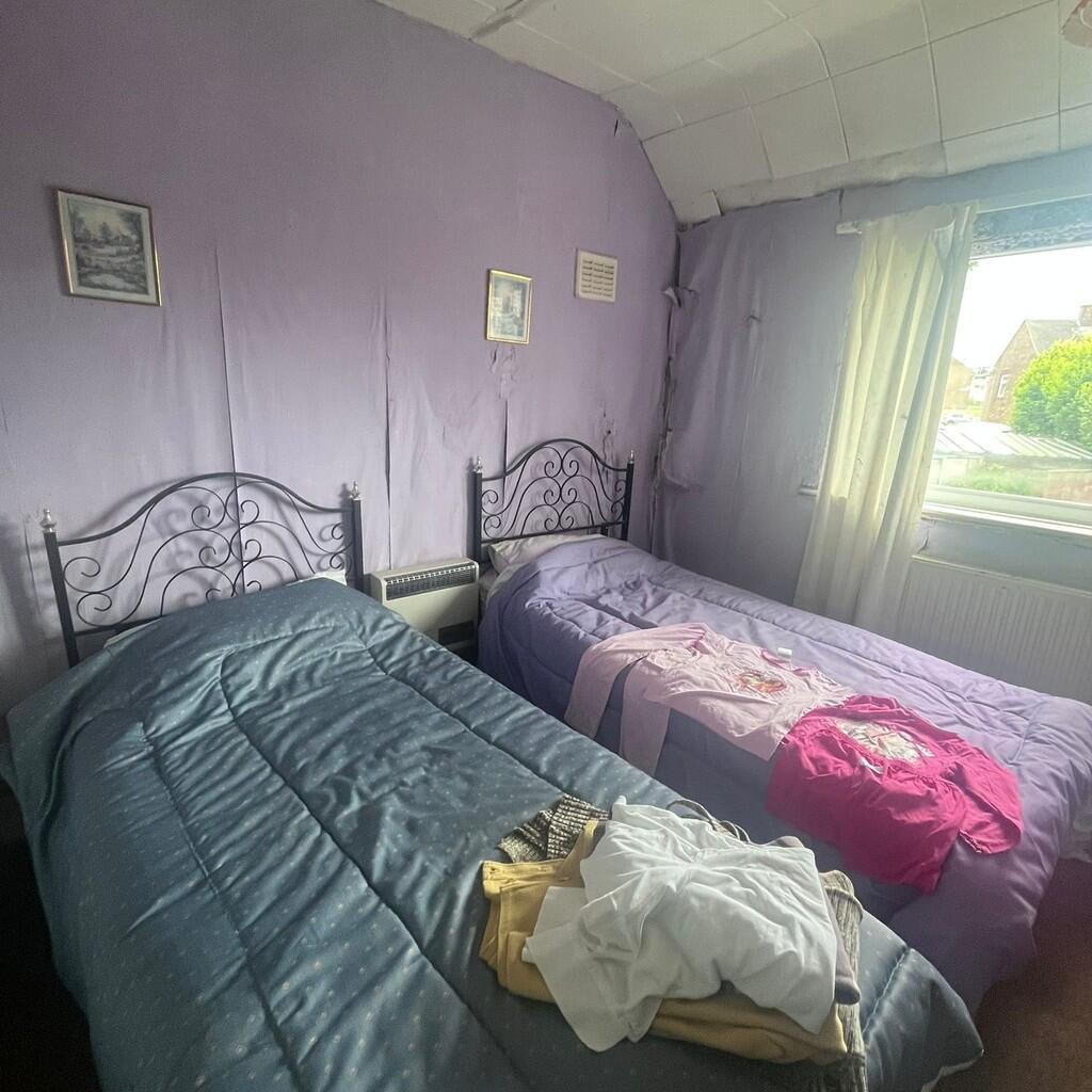Bedroom2