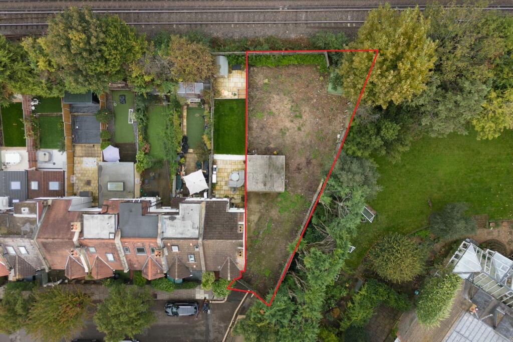 Land adjacent to 81 Rosslyn Ave Barnes, London SW13 0JY