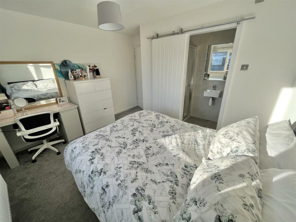 Bedroom 1 Aspect 3