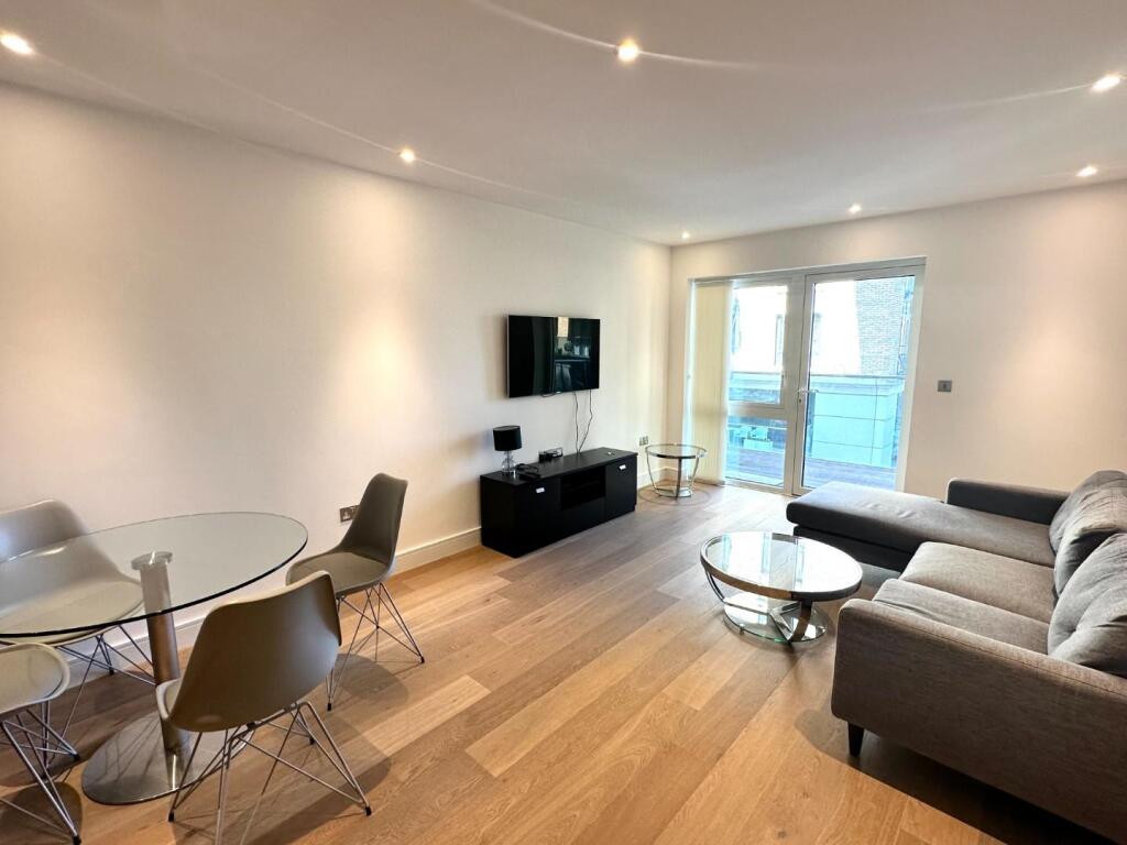 Faulkner House, Fulham Reach