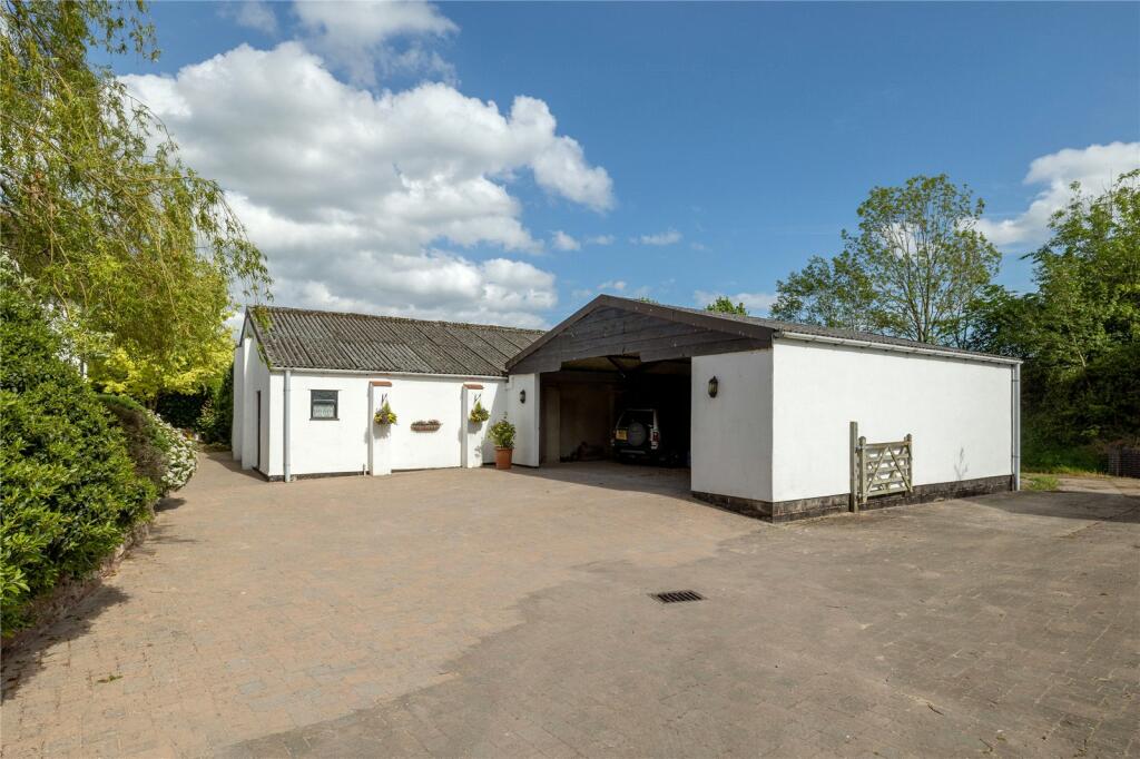 Garage Outbuildings