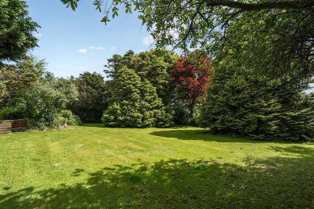 GARDENS