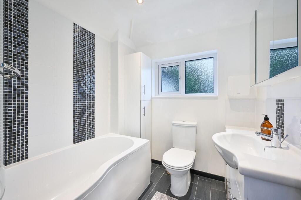 THE HAWTHORNS,  (14).jpg