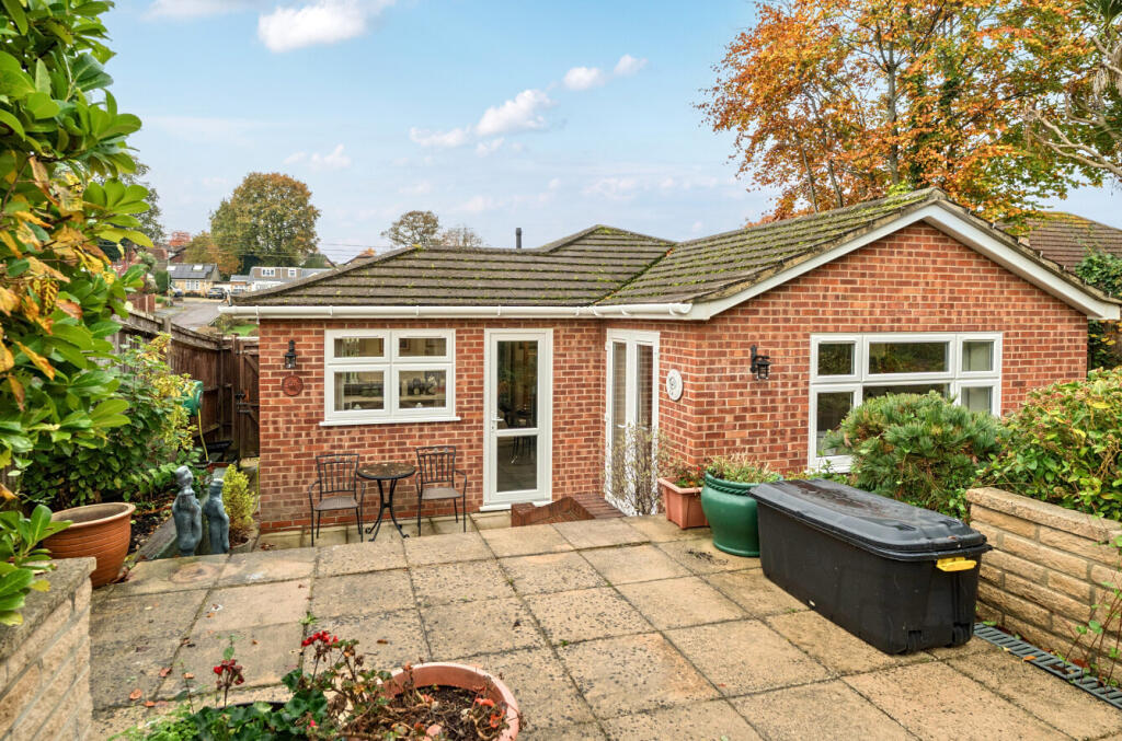 1377371-5-690dc27...