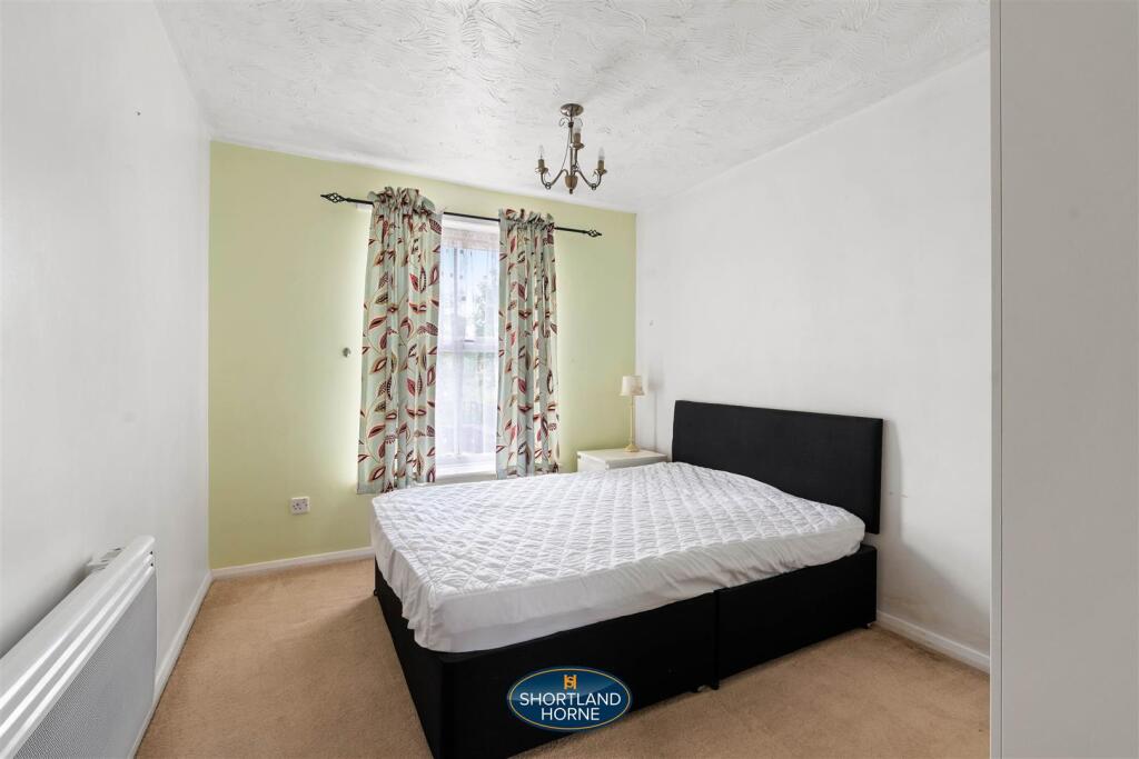 150 Drapers Fields (1 of 17).jpg